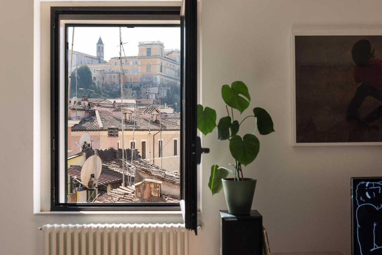 Idyllia Lighty Flat With Views In Trastevere Rome Exterior photo